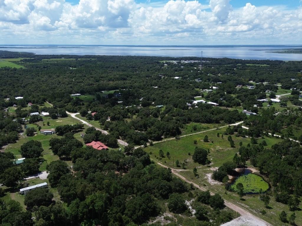 600 SERENE LANE, LORIDA, FL — photo 3 of 9