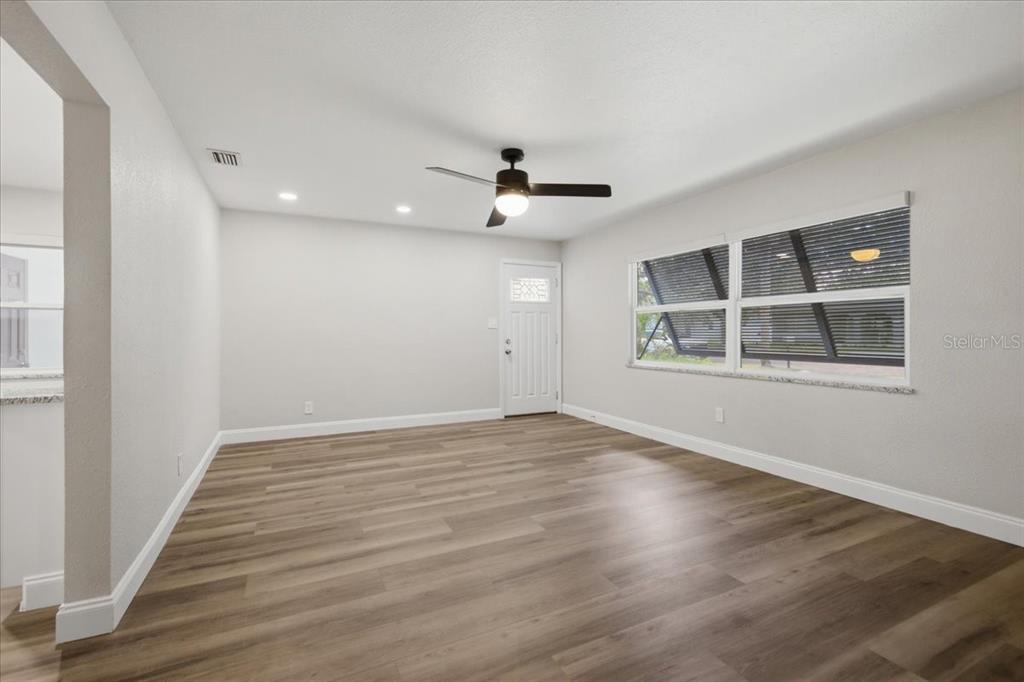 1837 PASADENA DRIVE, DUNEDIN, FL — photo 5 of 30