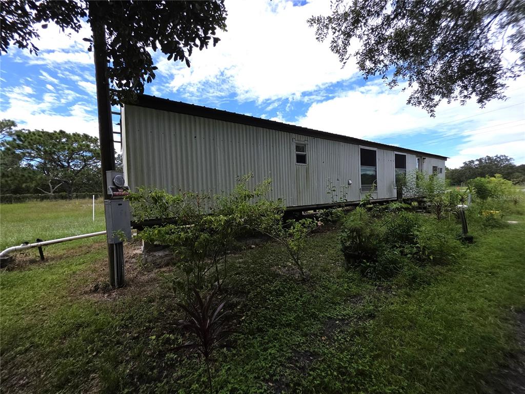 11672 STATE ROAD 60 E