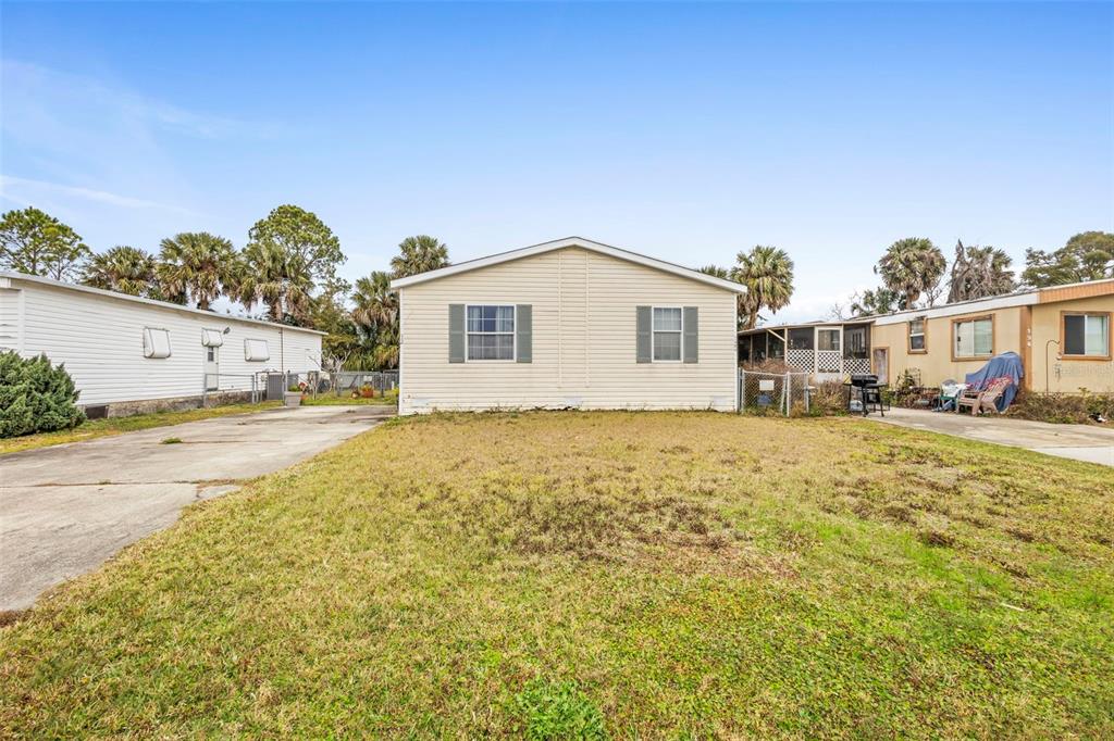 122 LEISURE WORLD DRIVE N
