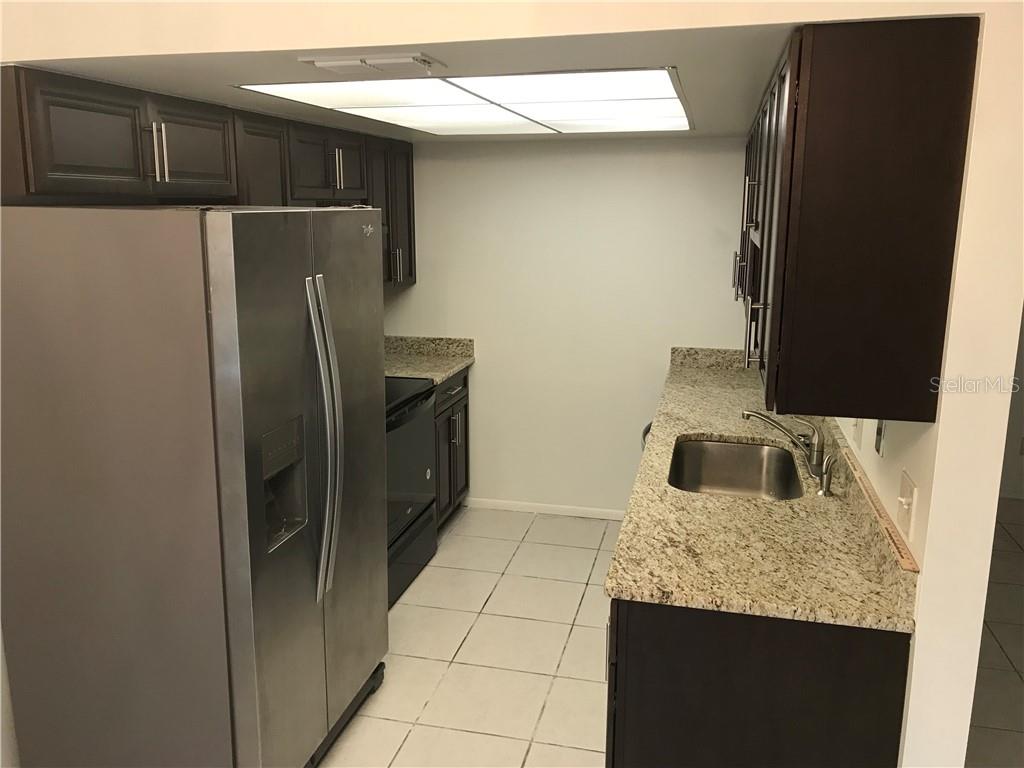 7925 TOLER COURT UNIT 2, ORLANDO, FL — photo 5 of 16