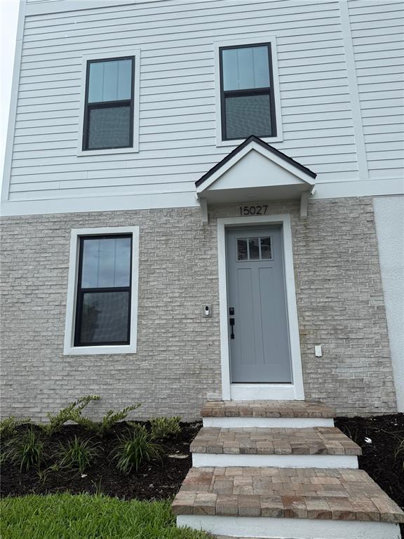 15027 GROVESIDE ROAD