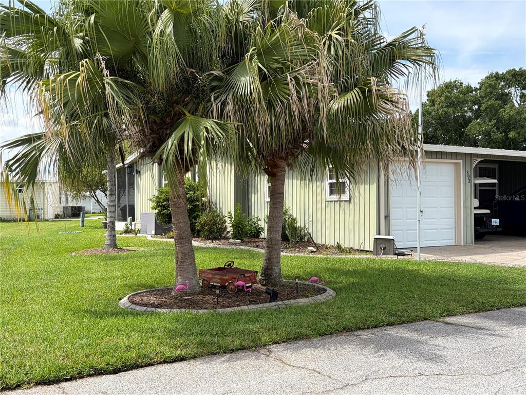 393 YORK COTTAGE DRIVE, HAINES CITY, FL — photo 2 of 30