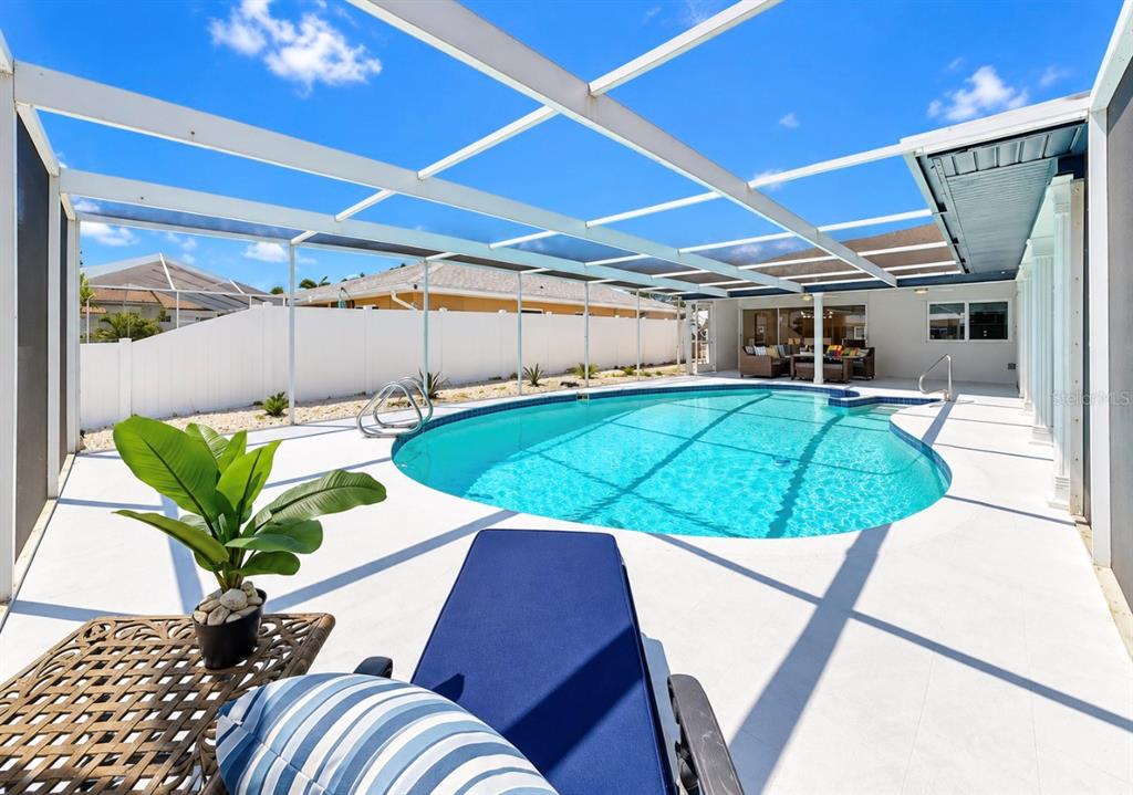 6315 WISTERIA LANE, APOLLO BEACH, FL — photo 5 of 30