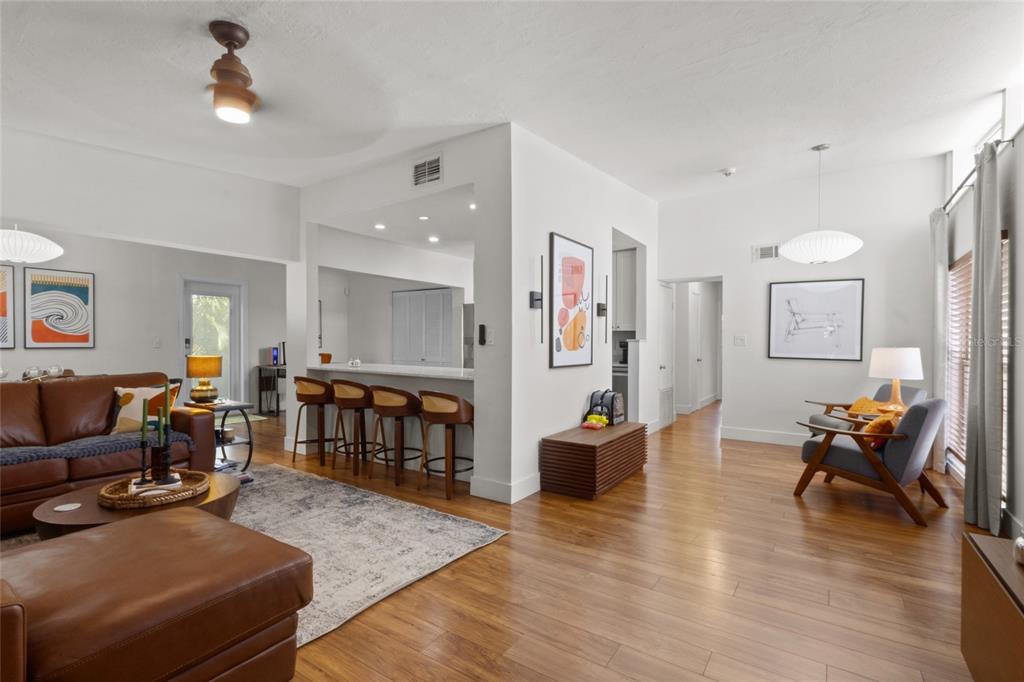 2857 WOOD STREET, SARASOTA, FL — photo 3 of 29