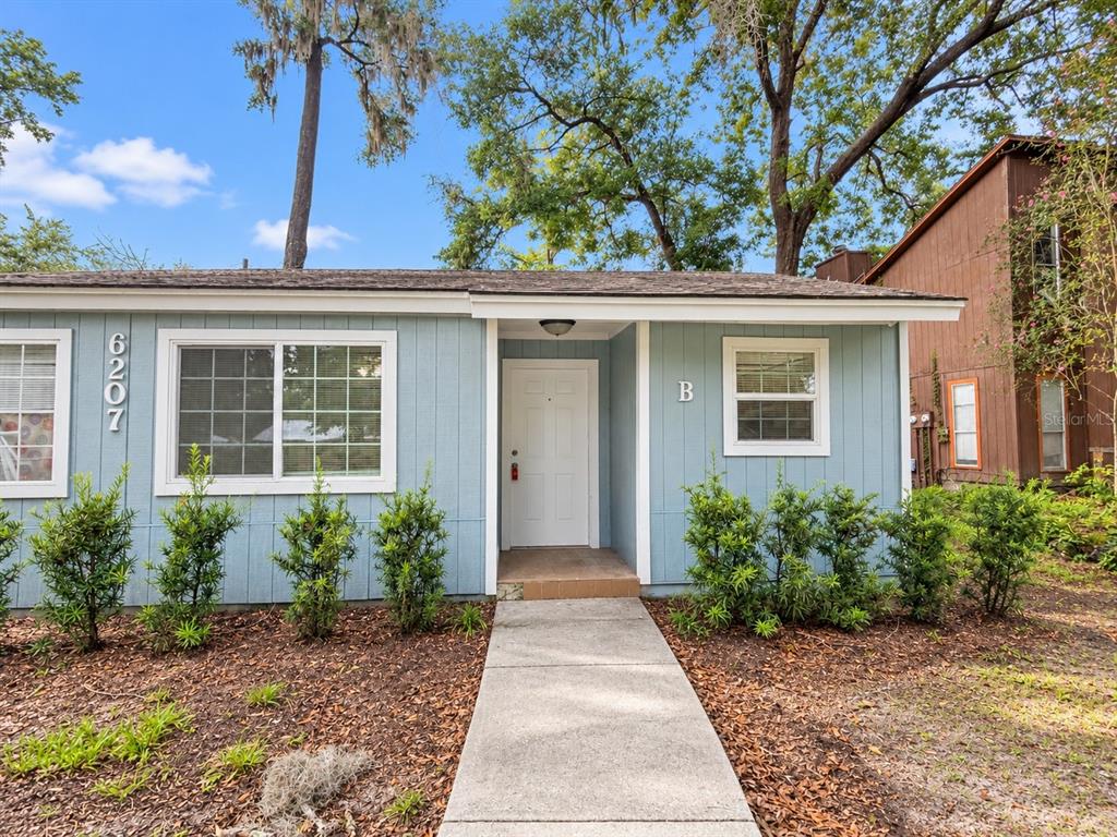 6207 SW 11TH PLACE UNIT B