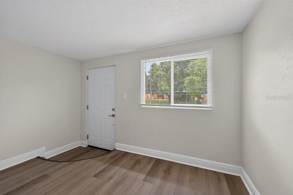 10528 113TH AVENUE, LARGO, FL — photo 3 of 30