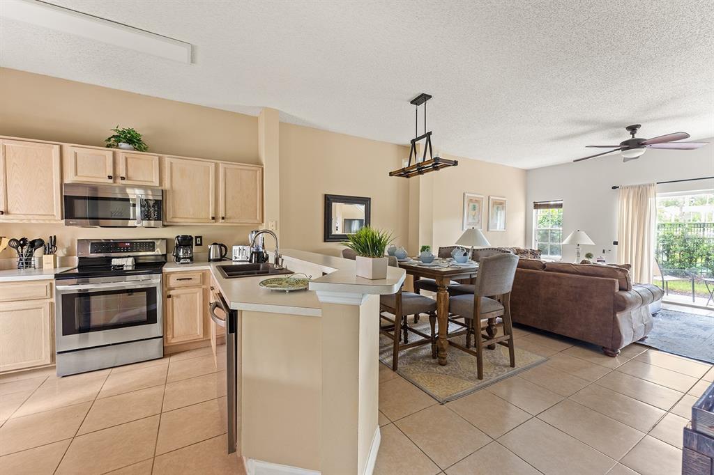 2782 SUN KEY PLACE, KISSIMMEE, FL — photo 5 of 35
