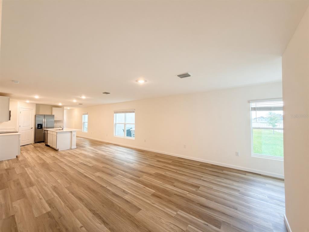 24381 NW 10TH ROAD, NEWBERRY, FL — photo 4 of 22