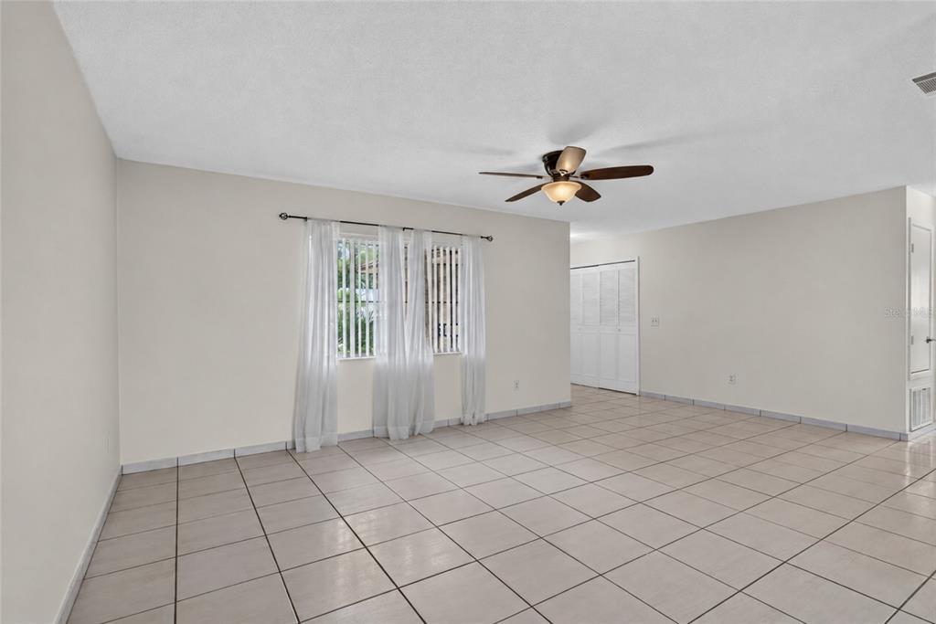 4712 STONY BROOK LANE, ORLANDO, FL — photo 3 of 47