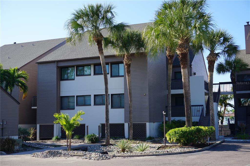 534 PINELLAS BAYWAY S UNIT 204, TIERRA VERDE, FL — photo 2 of 30