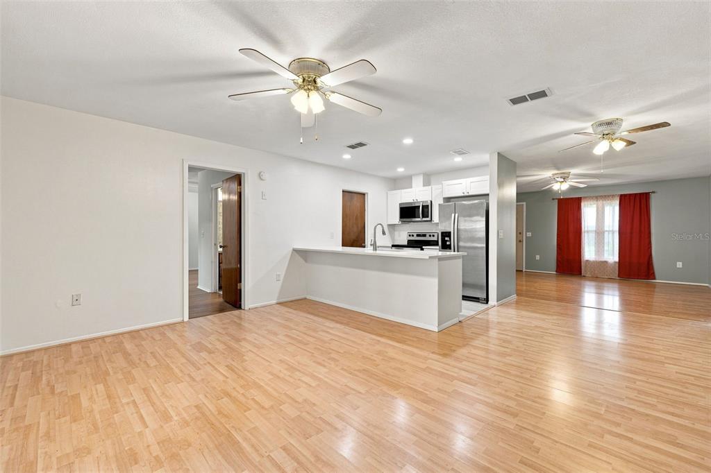 4331 SWALLOWTAIL DRIVE, NEW PORT RICHEY, FL — photo 5 of 27