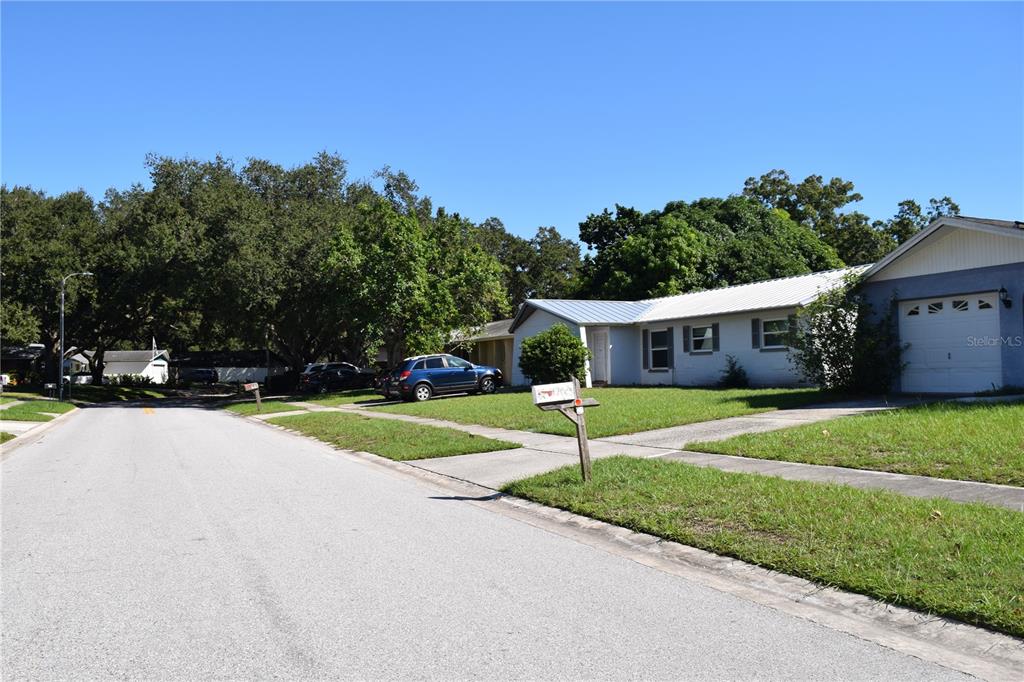1610 AMBERLEA DRIVE N, DUNEDIN, FL — photo 5 of 17