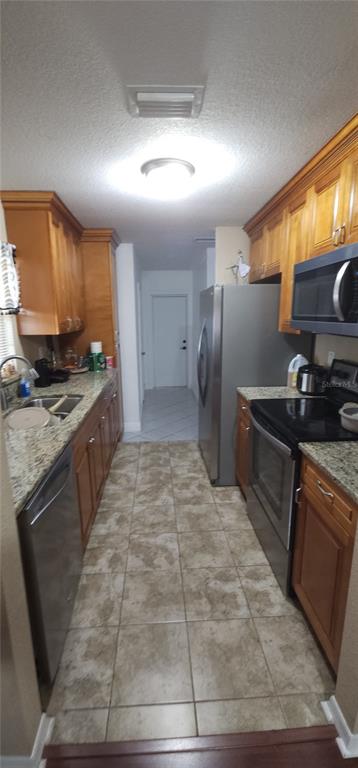 4814 BONITA VISTA DRIVE, TAMPA, FL — photo 4 of 30