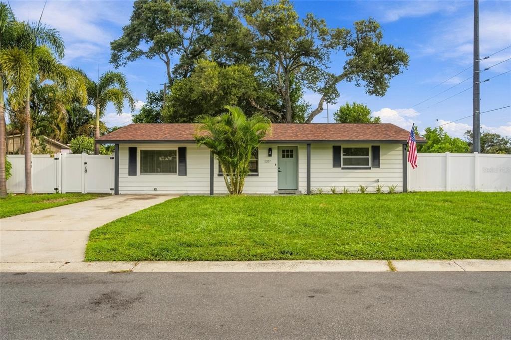 5207 56TH AVENUE N, ST PETERSBURG, FL — photo 5 of 31