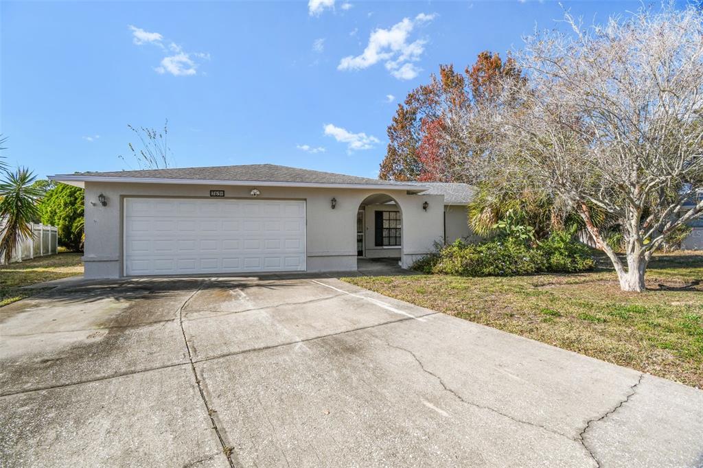 7631 SUMMERTREE LANE