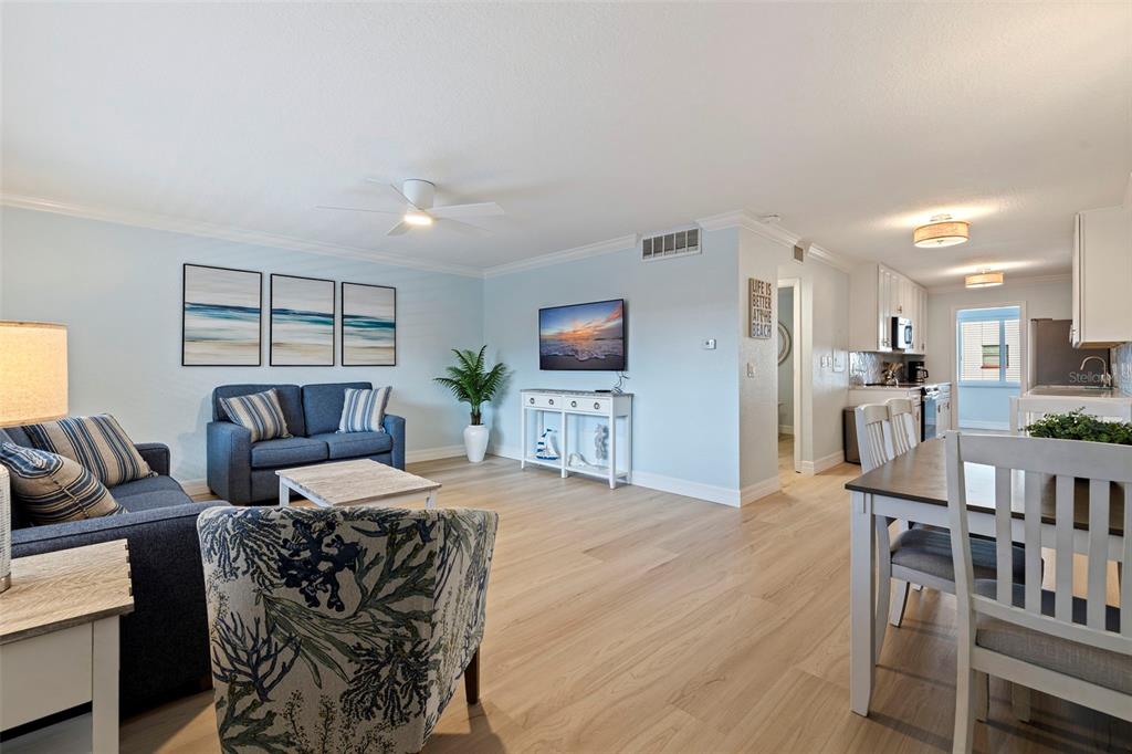 10265 GULF BOULEVARD UNIT A303, TREASURE ISLAND, FL — photo 2 of 22