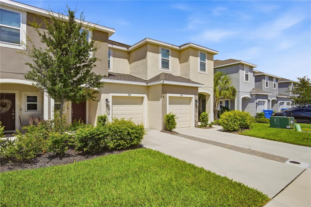 2365 PARAVANE WAY, WESLEY CHAPEL, FL — photo 3 of 28