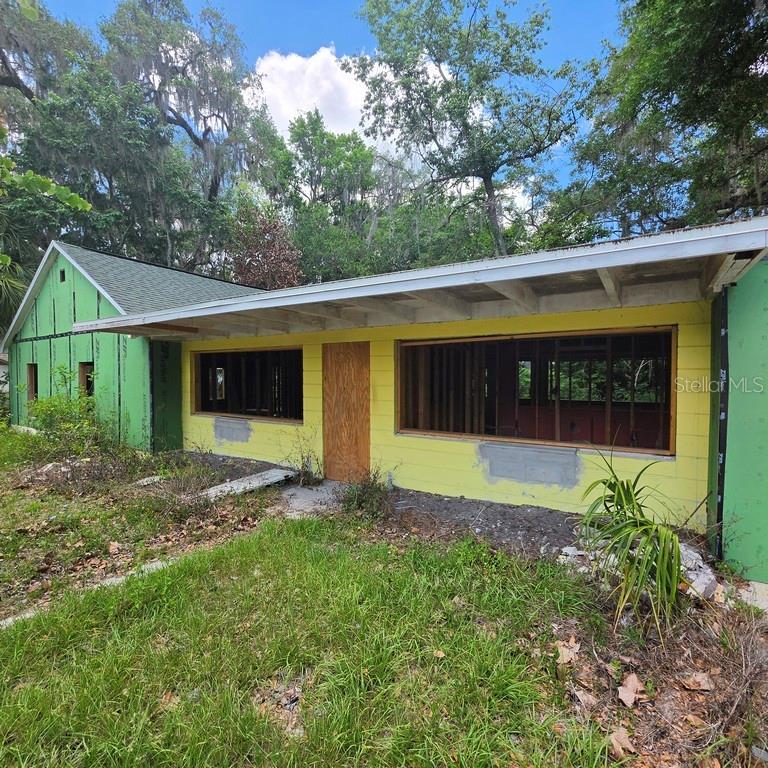 8869 E Ogden LANE