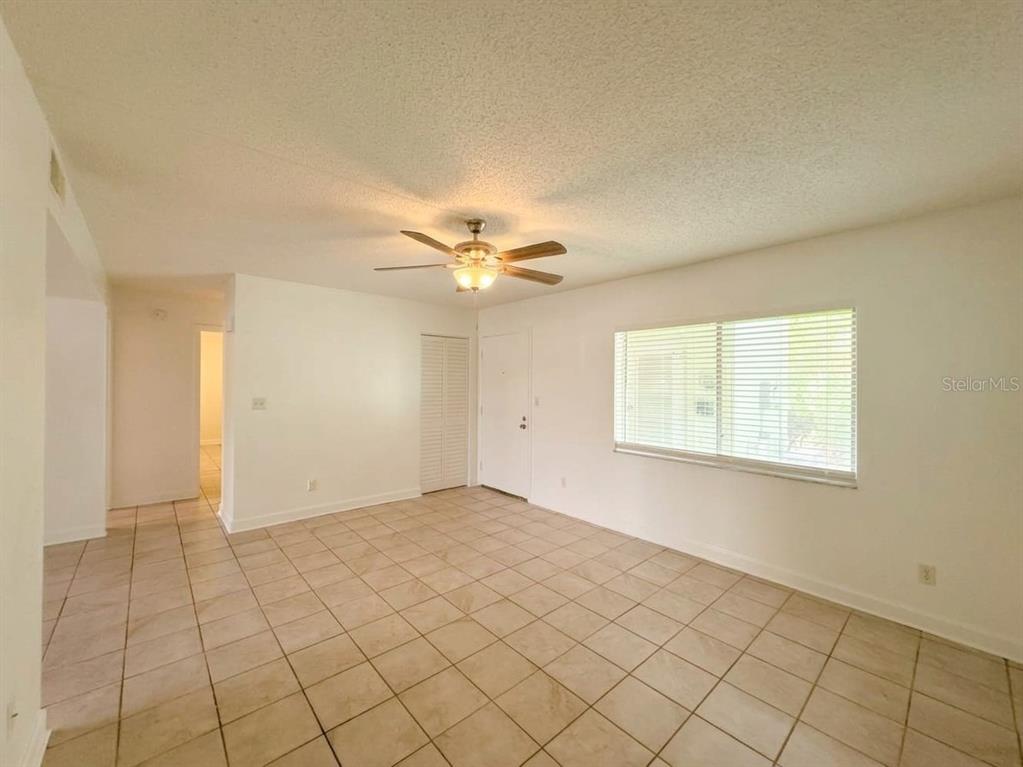 1130 N LAKE PARKER AVENUE UNIT B112, LAKELAND, FL — photo 4 of 22