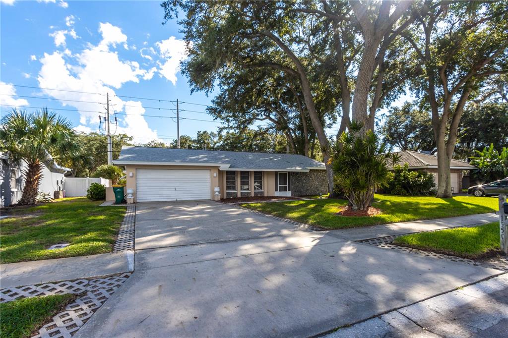 1950 SANDPIPER DRIVE