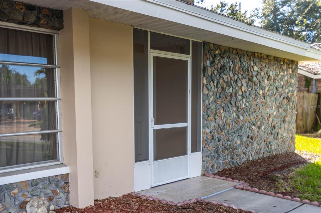 1950 SANDPIPER DRIVE, PALM HARBOR, FL — photo 2 of 30