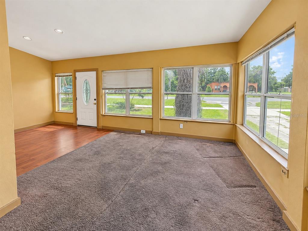 1805 E ORANGE AVENUE, EUSTIS, FL — photo 3 of 18