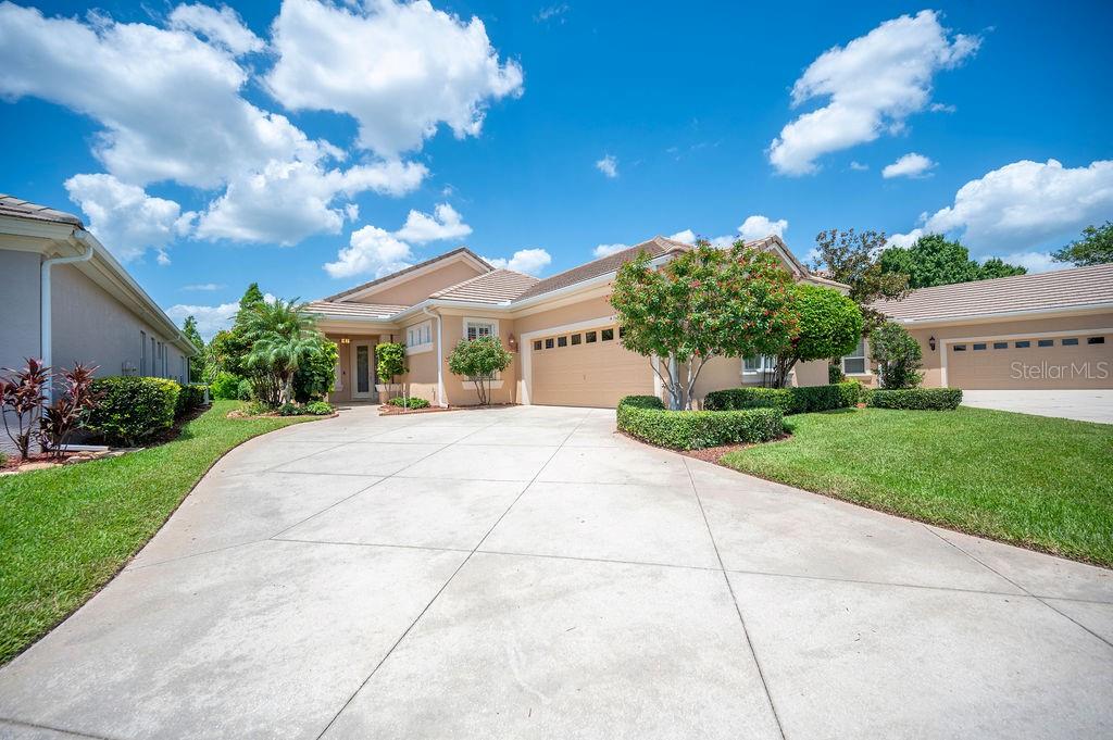 2425 LAUREL GLEN DRIVE
