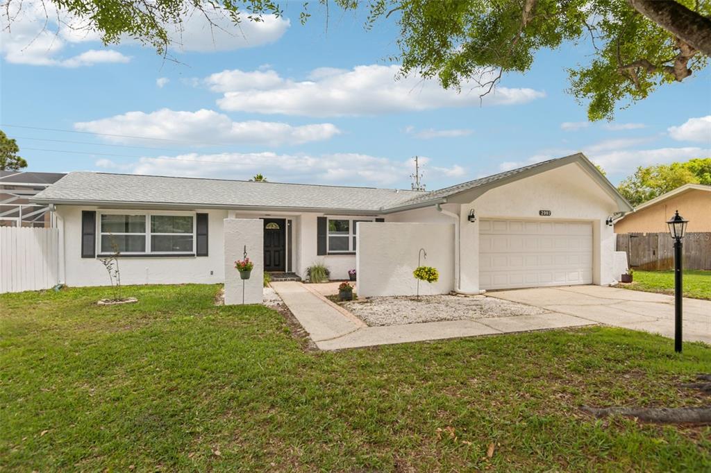 2997 KENILWICK DRIVE S