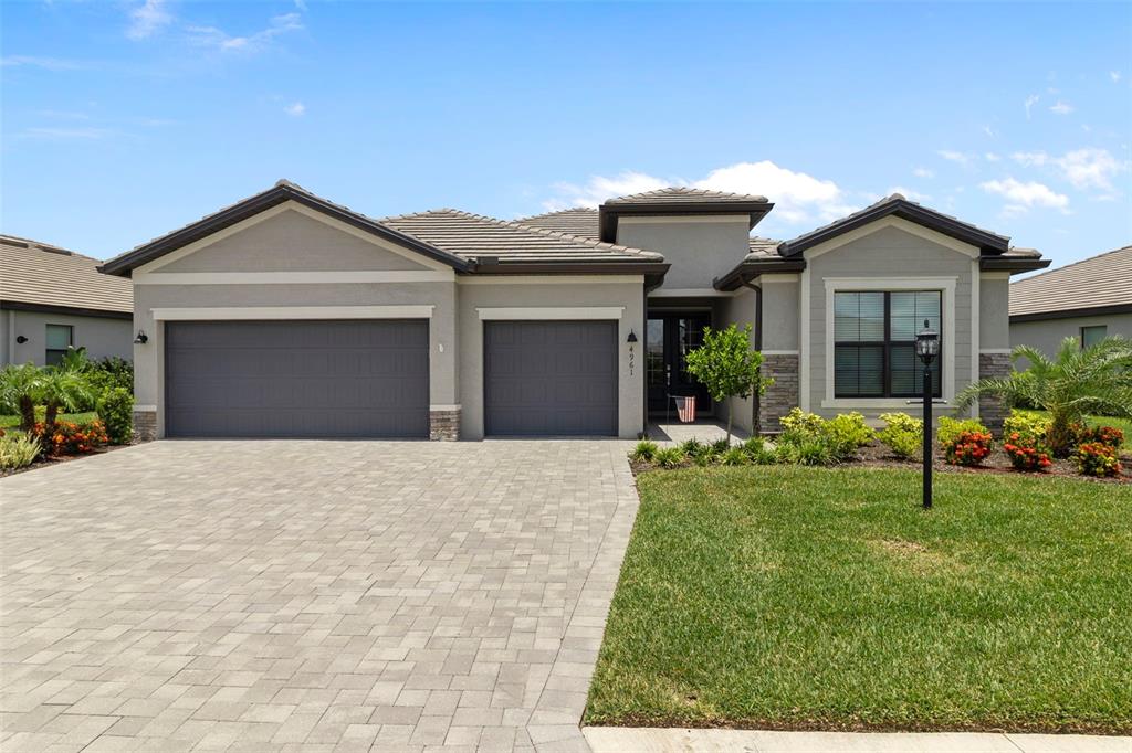 4961 SEAFOAM TRAIL
