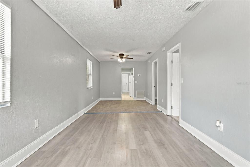 639 GRAND STREET, ORLANDO, FL — photo 4 of 39