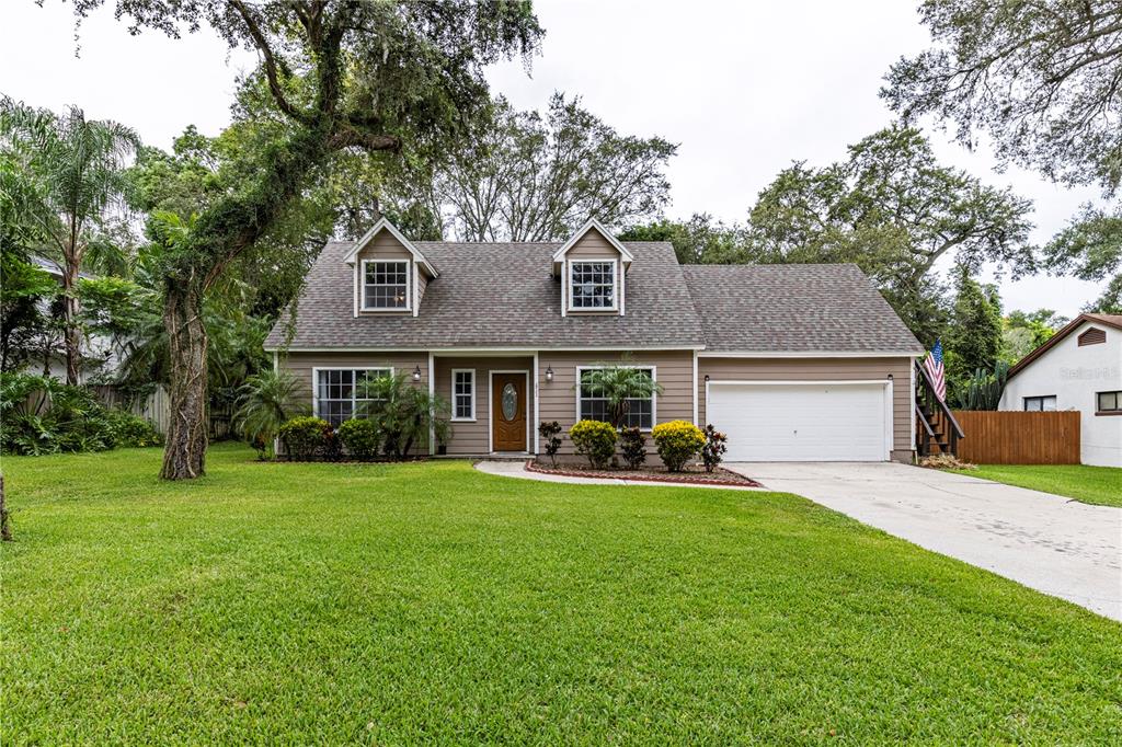 411 S COBBLE COURT