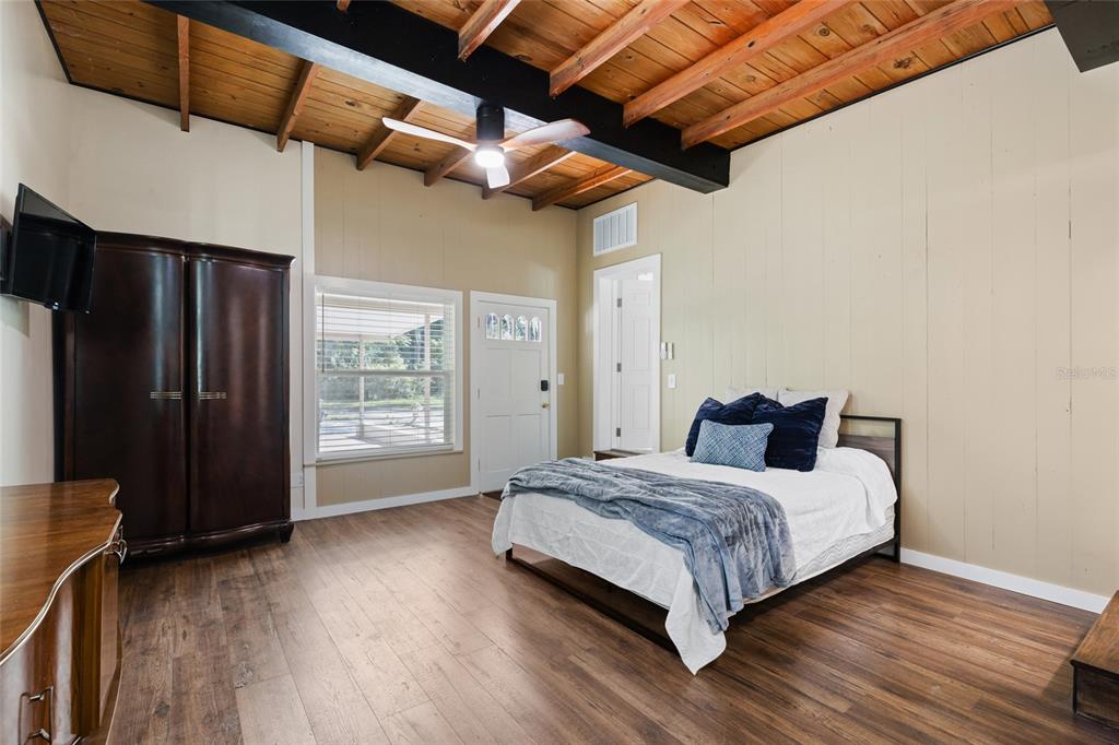 1524 SW 37TH AVENUE, GAINESVILLE, FL — photo 5 of 30