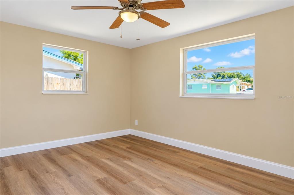 3521 KIMBERLY OAKS DRIVE, HOLIDAY, FL — photo 4 of 15