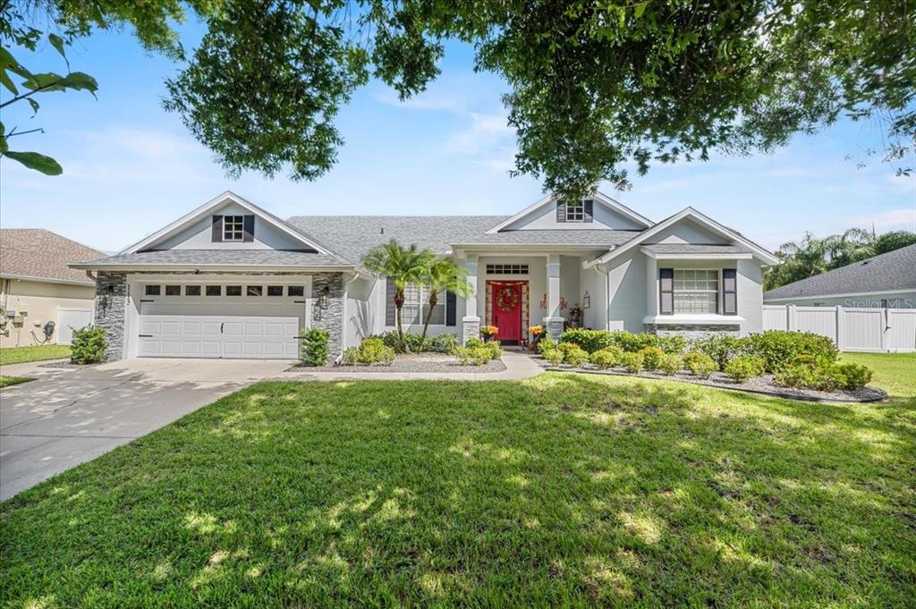 113 COSTA LOOP