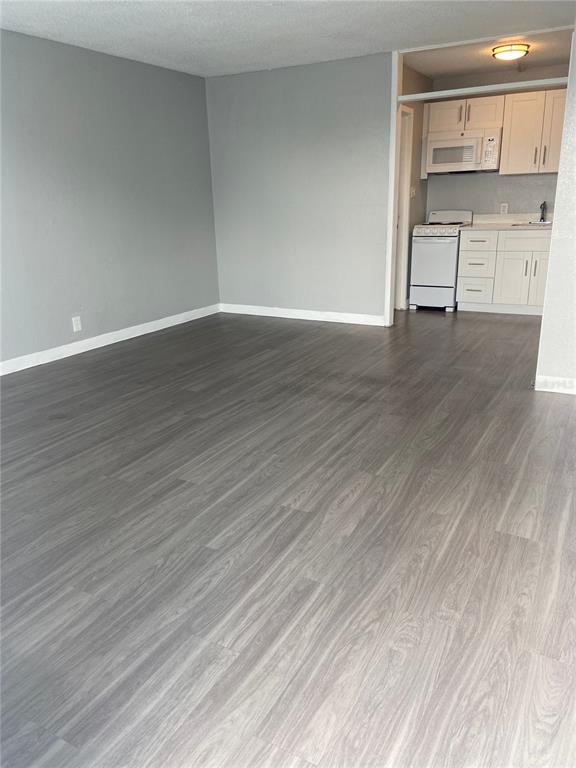 515 BON AIR STREET UNIT 243, LAKELAND, FL — photo 3 of 5