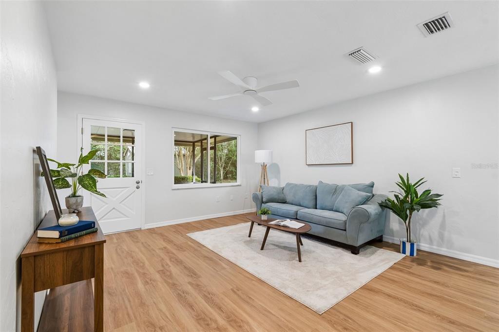 6511 NW 29TH STREET, GAINESVILLE, FL — photo 2 of 26