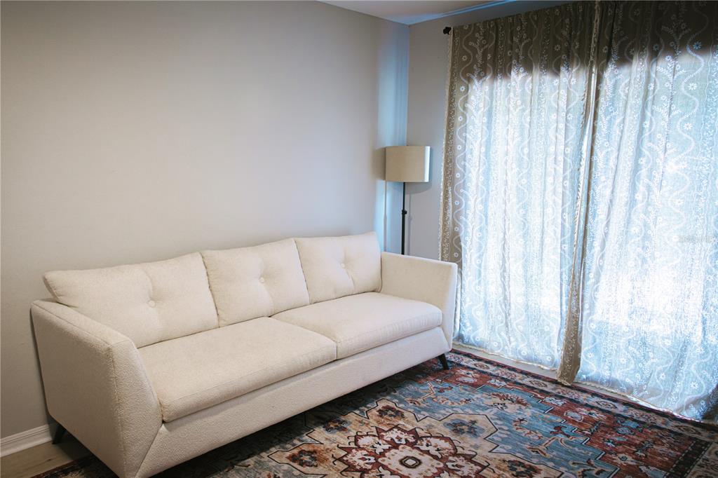 7413 LAKESHORE DRIVE, TAMPA, FL — photo 4 of 23