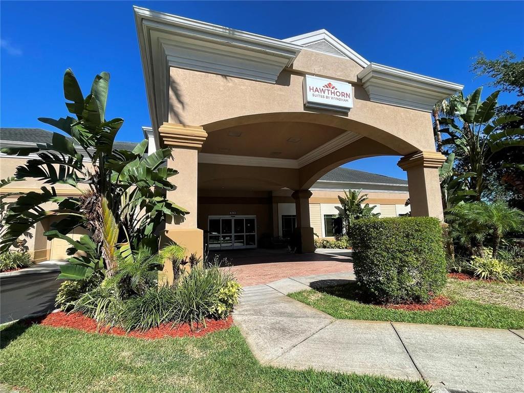8303 PALM PARKWAY UNIT 520, ORLANDO, FL — photo 2 of 21