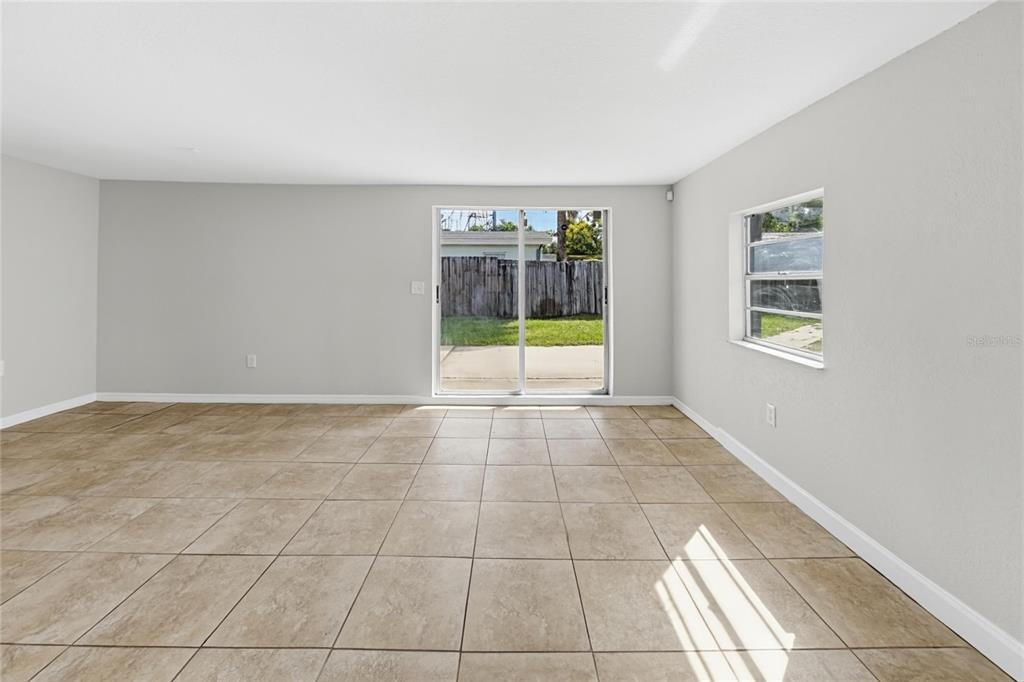2903 E 97TH AVENUE, TAMPA, FL — photo 3 of 22