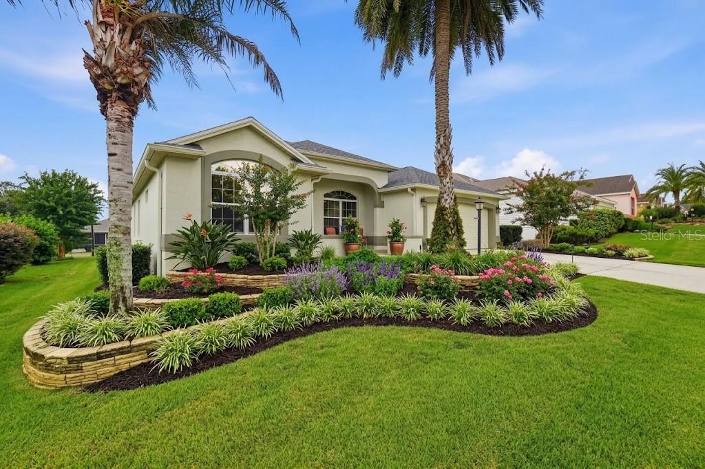 438 TROY LOOP, THE VILLAGES, FL — photo 3 of 30