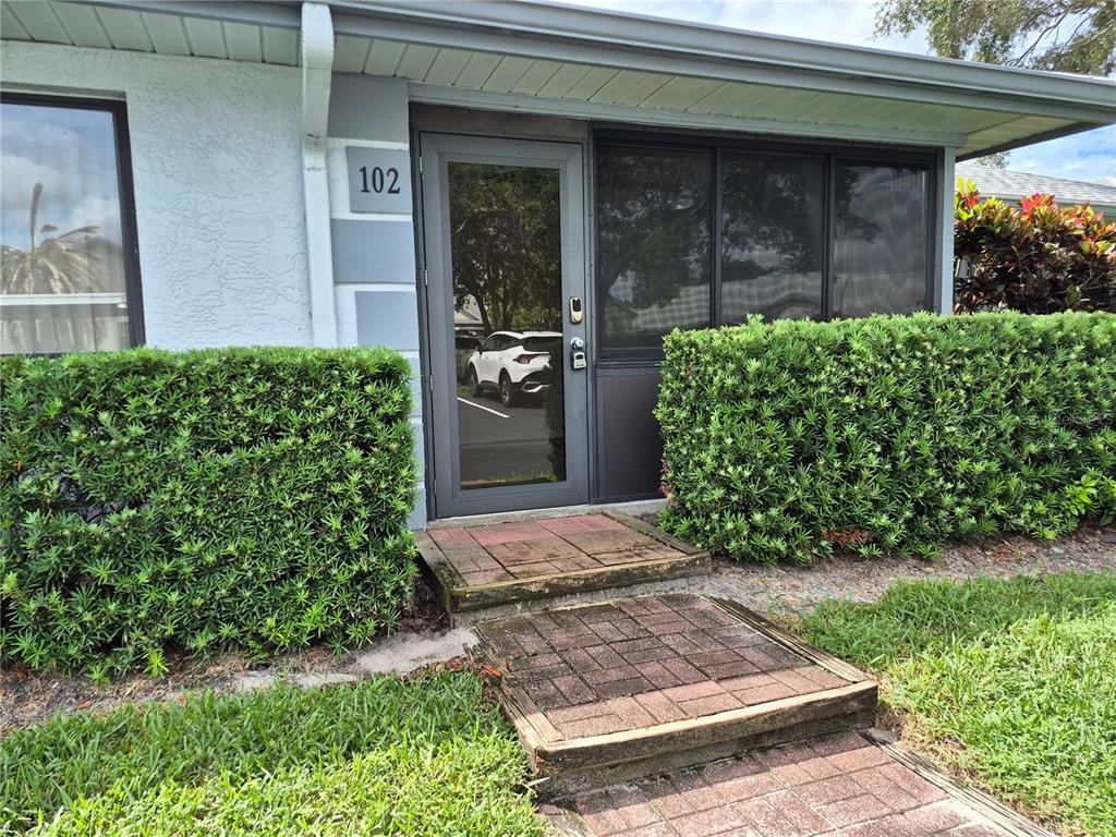 2721 COUNTRYSIDE BOULEVARD UNIT 102, CLEARWATER, FL — photo 3 of 30