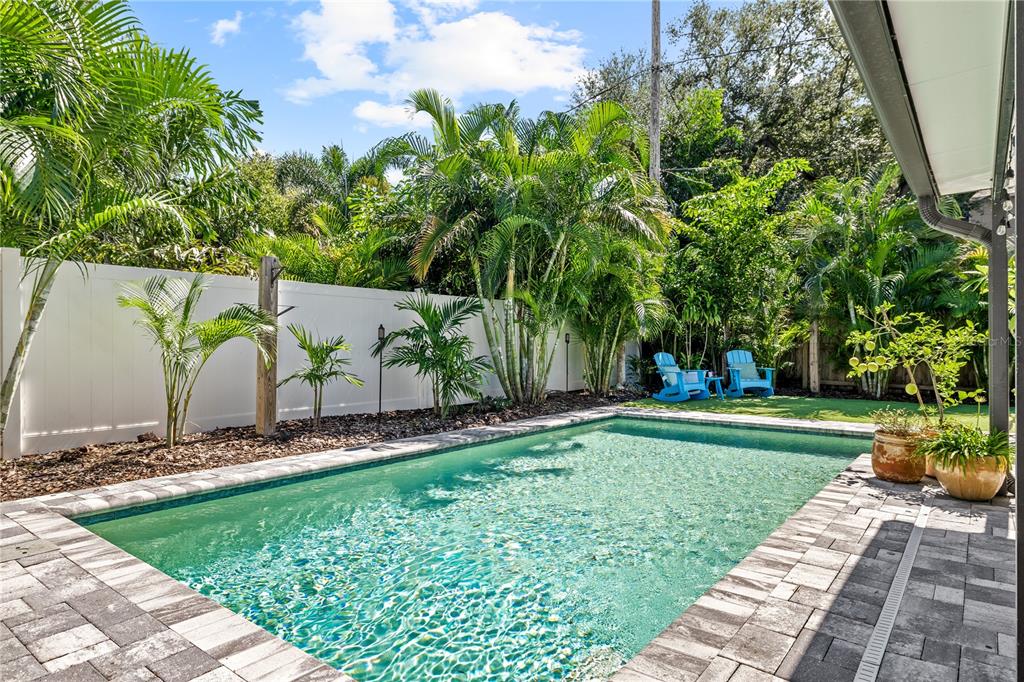 3912 W CLEVELAND STREET, TAMPA, FL — photo 2 of 32