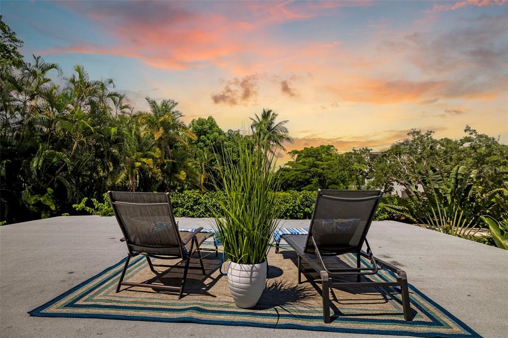 6343 HOLLYWOOD BOULEVARD, SARASOTA, FL — photo 3 of 30