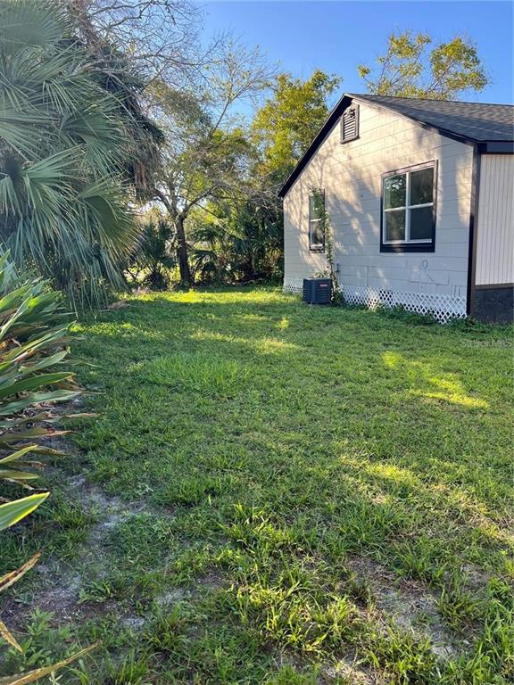 325 S FRANKLIN STREET, DAYTONA BEACH, FL — photo 2 of 11