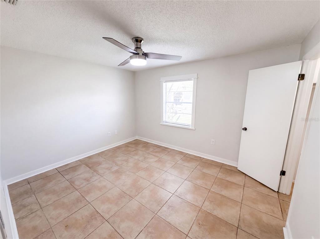 411 DORCHESTER SQUARE, LAKE MARY, FL — photo 4 of 19