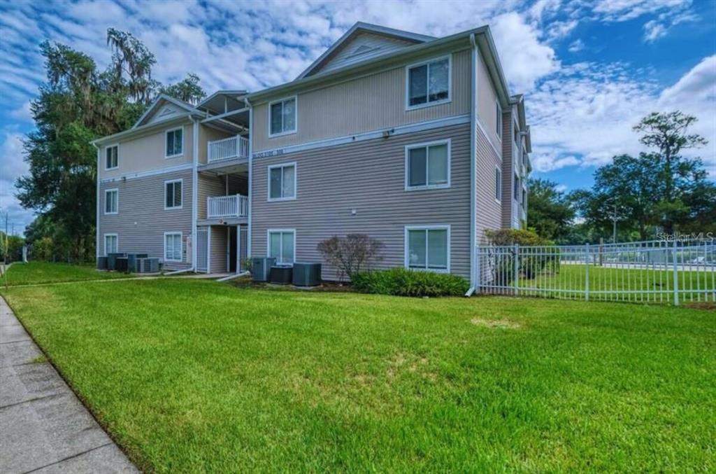 4000 SW 23RD STREET UNIT 4-103, #4