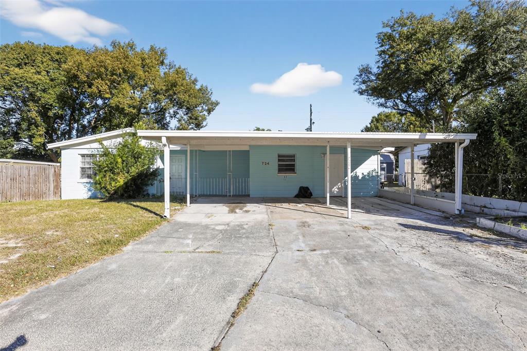 724 OAKLANDO DRIVE