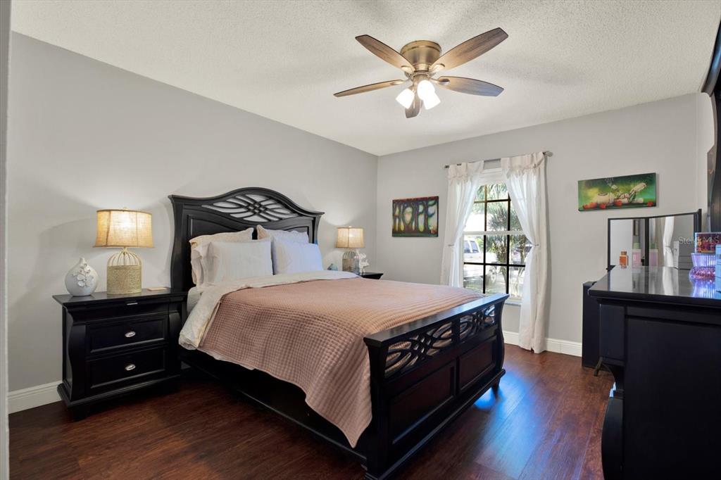 7216 PARKSIDE VILLAS DRIVE, ST PETERSBURG, FL — photo 3 of 19