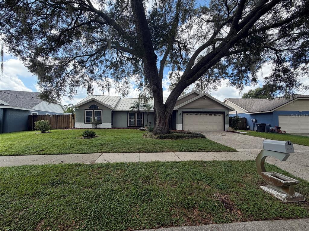 2007 DARLINGTON OAK DRIVE, SEFFNER, FL — photo 2 of 25